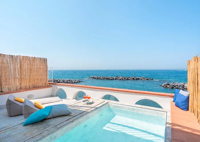 Villa Waters Edge *